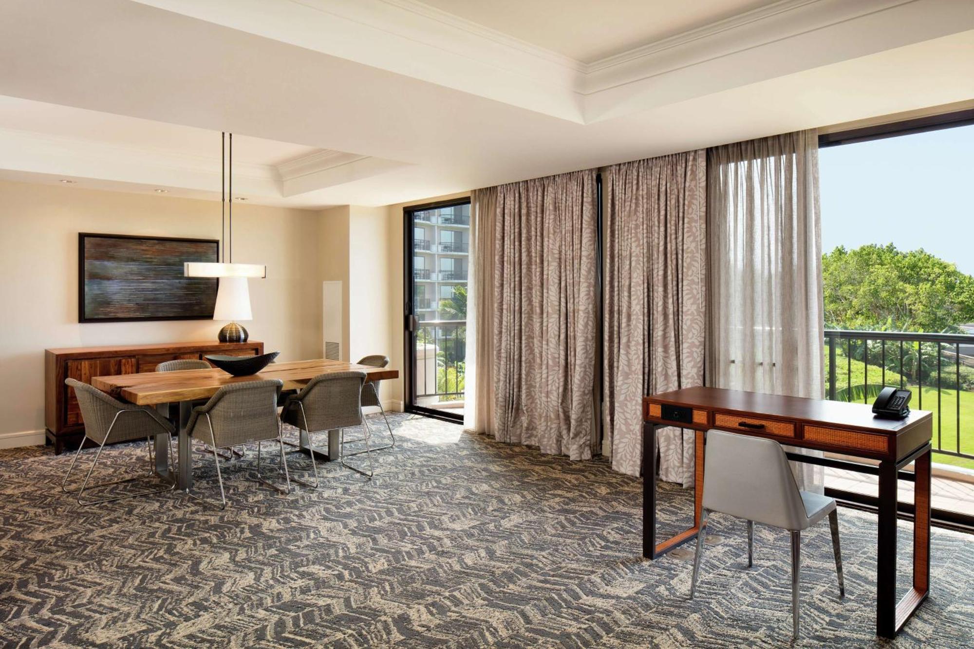 Hilton Village 4*